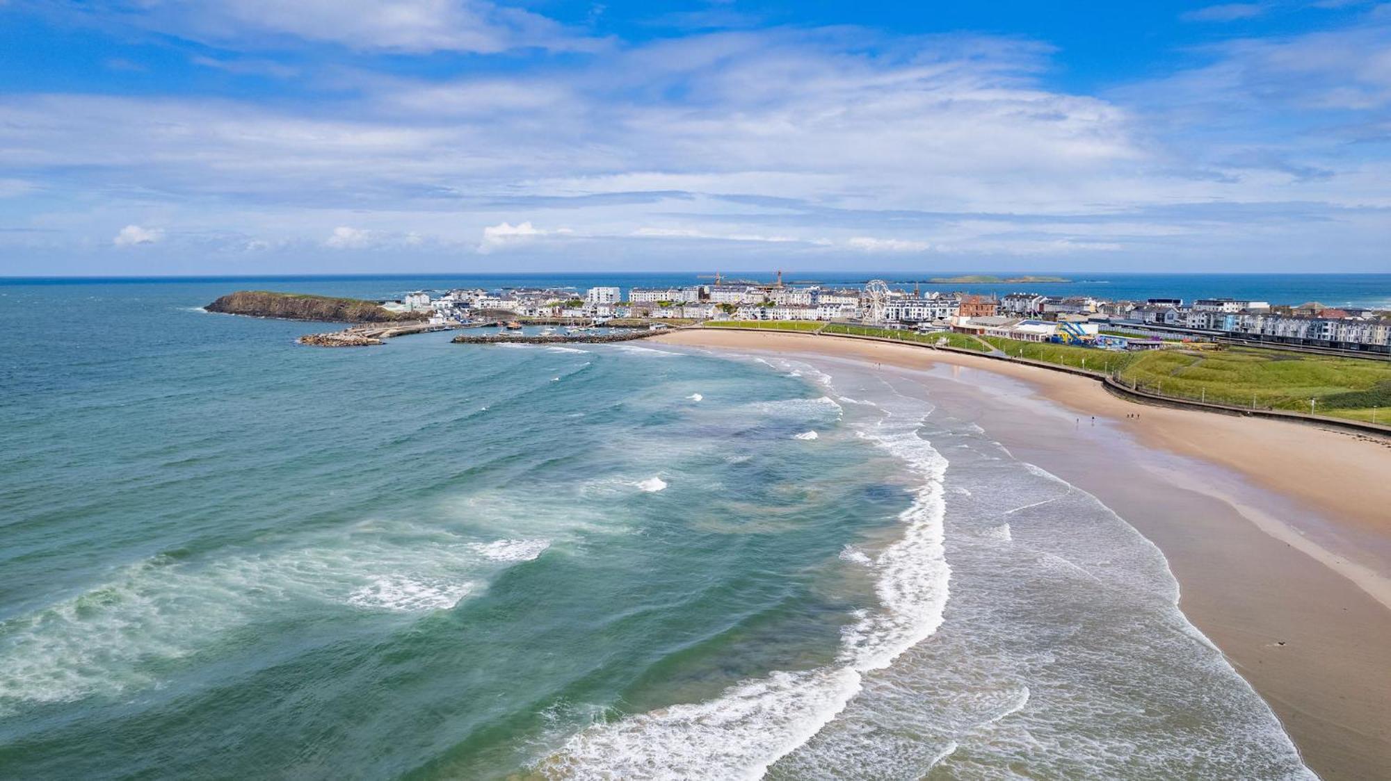 1 Dunluce Park - Portrush By The Sea 아파트 외부 사진